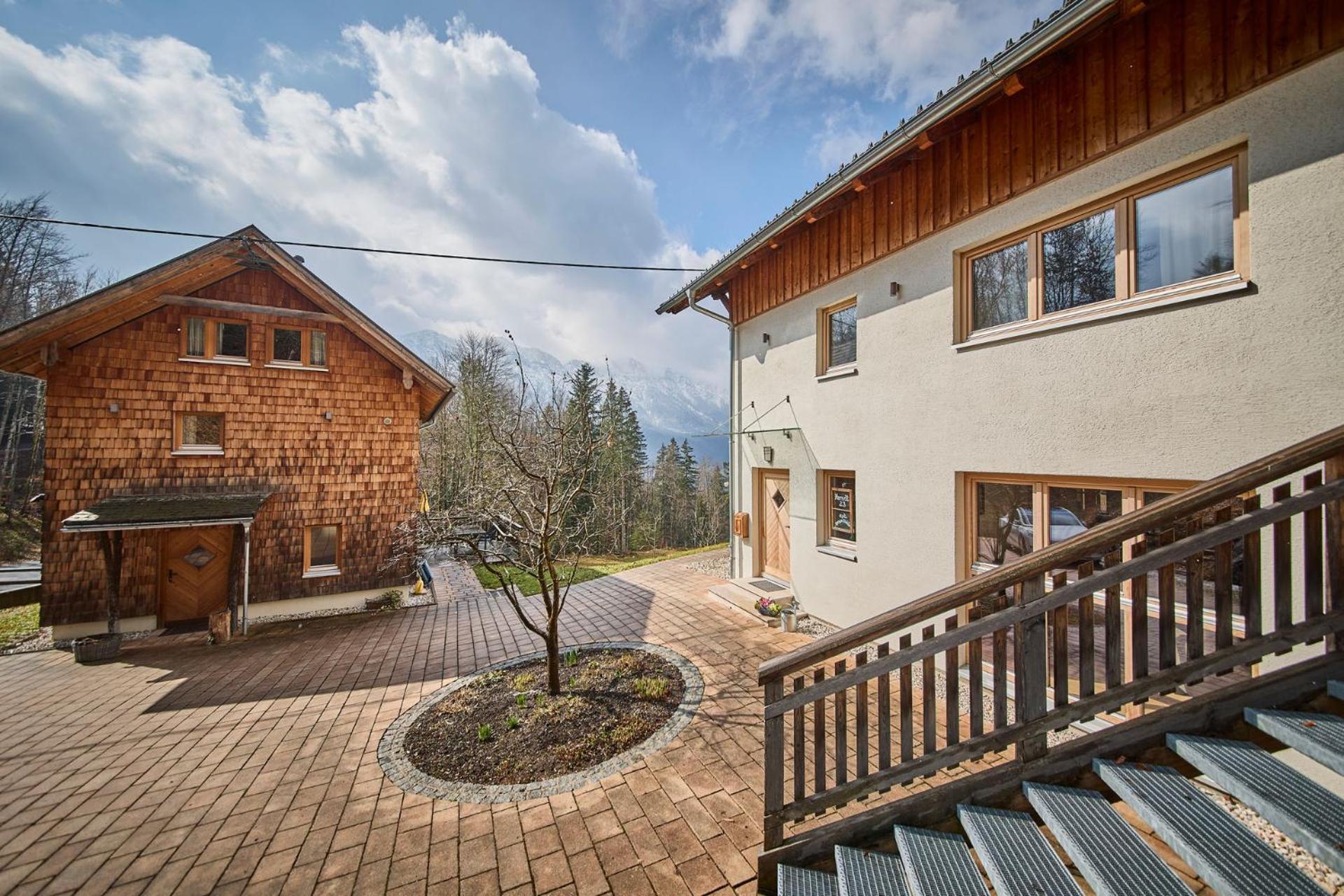Waldharmonie - Chalet & Apartments Bad Goisern Eksteriør bilde